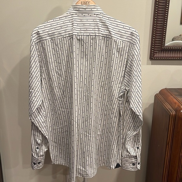 BLU by Polifroni L button down shirt with square buttons and embroidered detail - Picture 11 of 13